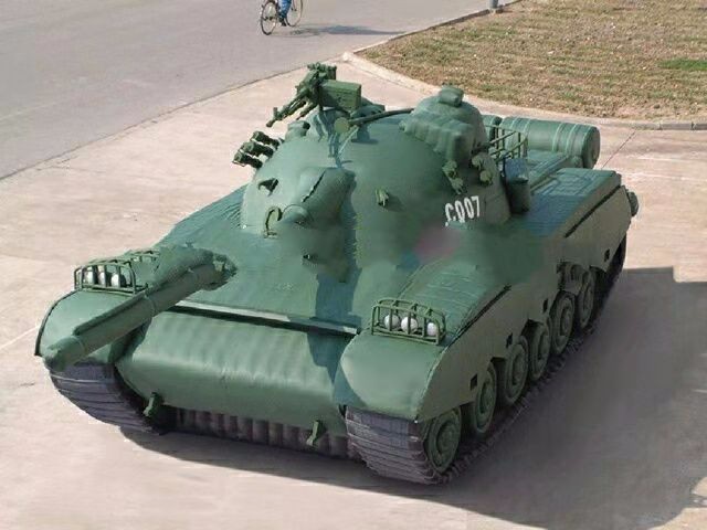 固镇军用充气坦克车